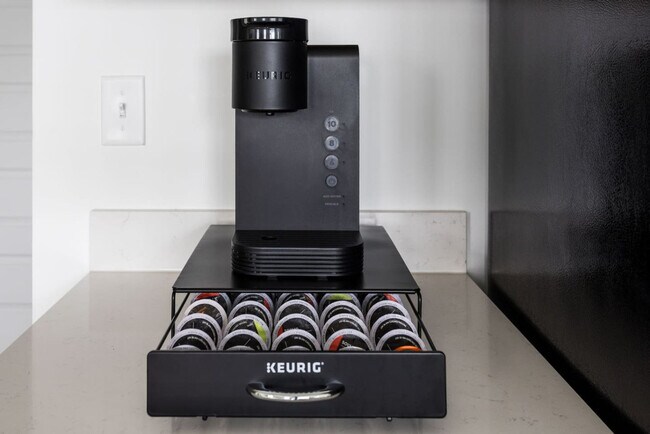 Building Photo - 17355 Wellburn Dr