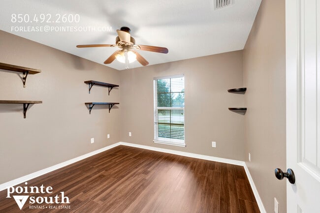 Building Photo - 33633 Field Stone Ln