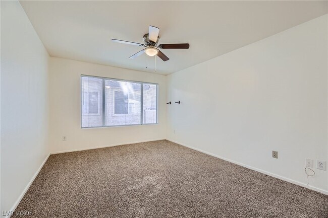 Building Photo - 3103 Key Largo Dr