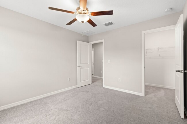 Building Photo - LIKE NEW 5 Bedroom Home for Rent in Shell Cove!