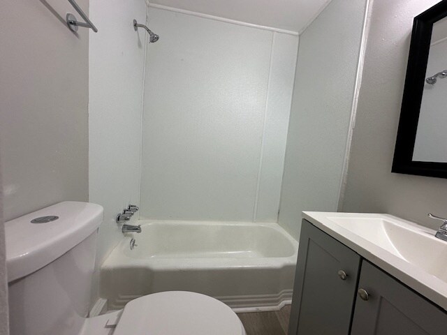 Building Photo - 904 Richland St