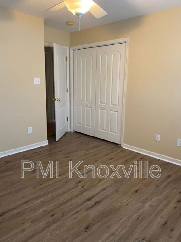 Building Photo - 6904 La Christa Way