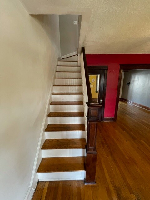 Building Photo - 2743 4th St NE