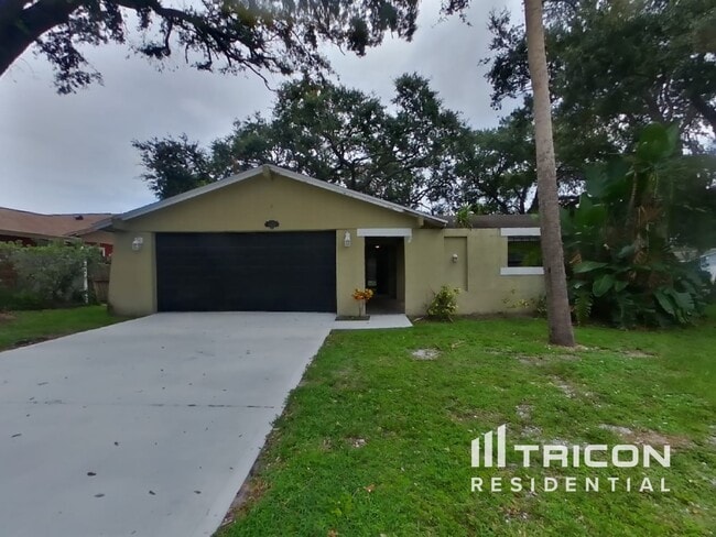 Building Photo - 6801 Wayside Ct