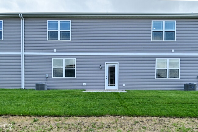 Building Photo - 6296 Wasco Dr