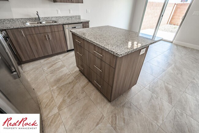 Building Photo - 1005 Tortoise Rock Dr