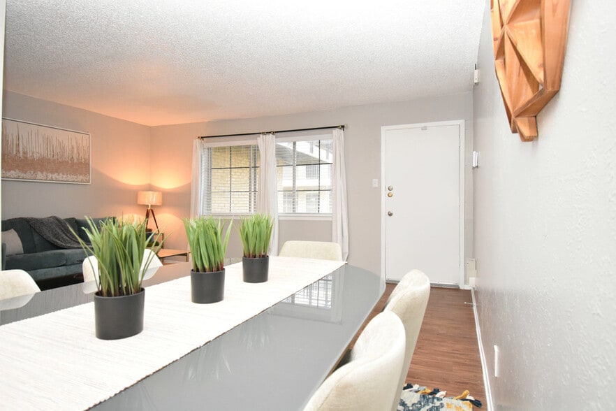 Building Photo - Evria Terraces (NEW) Apartments