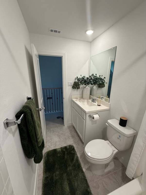 Building Photo - 1712 Homestead Way