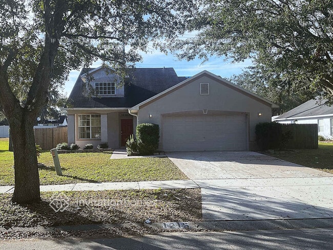 Building Photo - 1215 Lake Shore Ranch Dr