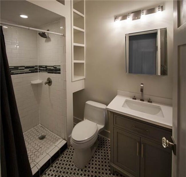 Building Photo - RENOVATED HOME IN THE HEART OF UPTOWN NEAR...