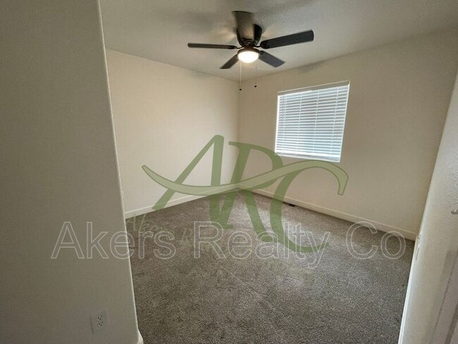 Building Photo - 968 S Coral Pl