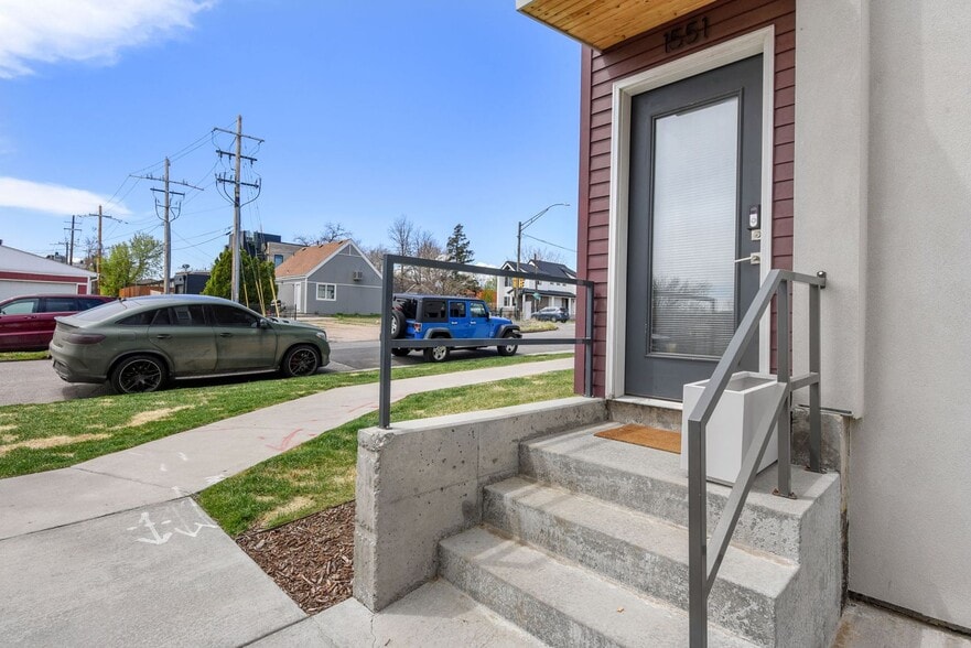 Building Photo - 1551 W 43rd Ave
