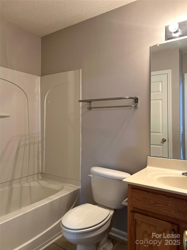 Building Photo - 17053 Turning Stick Ct