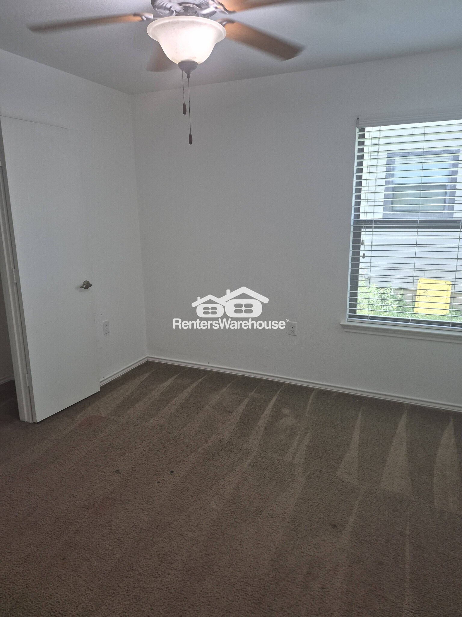Building Photo - 9000 Stambourne St