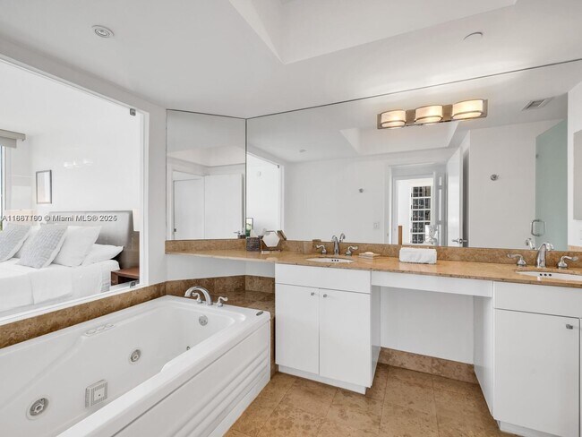 Building Photo - 4779 Collins Ave