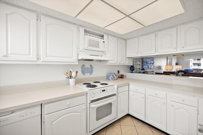 Building Photo - 909 Santa Rosa Blvd