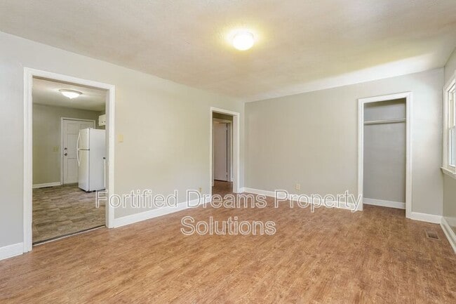 Building Photo - 1413 Fitch St