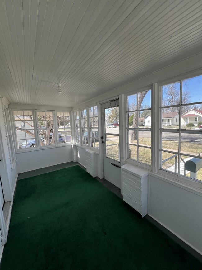 Building Photo - 714 Meeker St