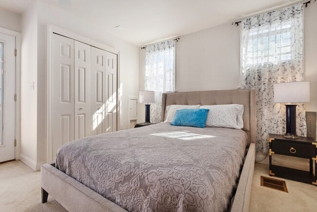 Building Photo - 20 Railroad Ave