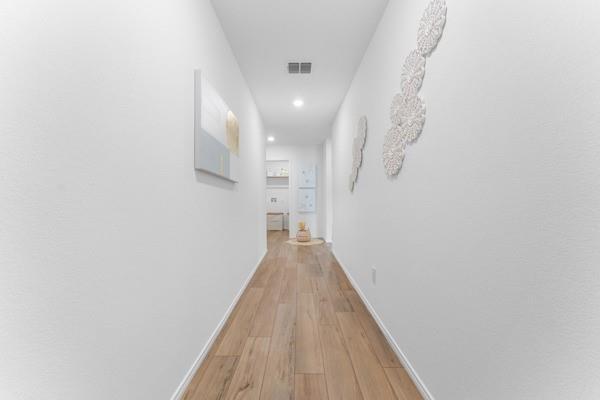 Building Photo - 1701 Madison Dr