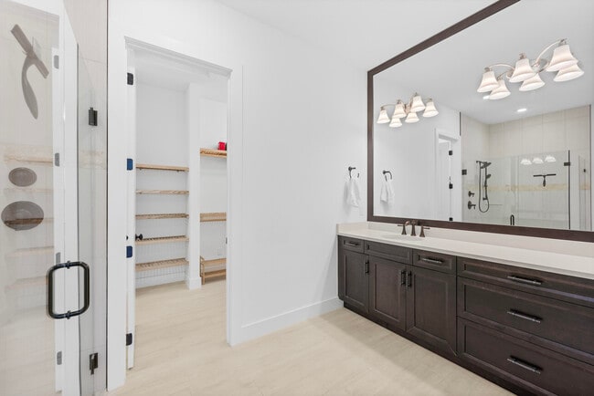 Building Photo - 15763 Longboat Key Dr