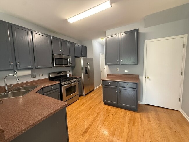 Building Photo - 2250 Stoughton Dr