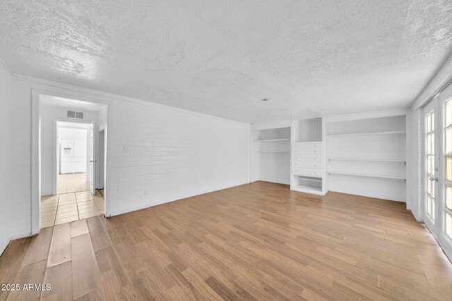 Building Photo - 4548 N 29th Ave