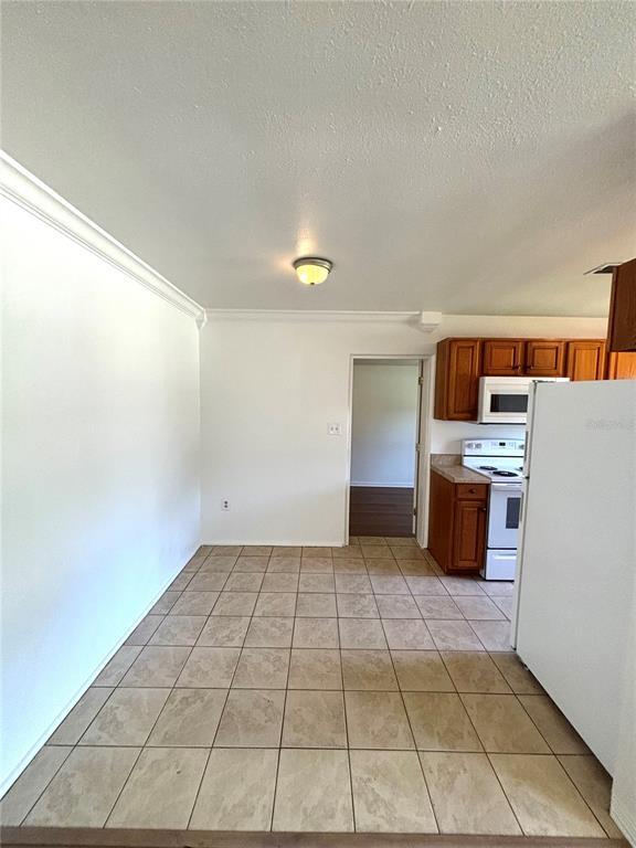 Building Photo - 718 SE 36th Ave