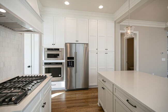 Building Photo - 3013 Long Br Cir