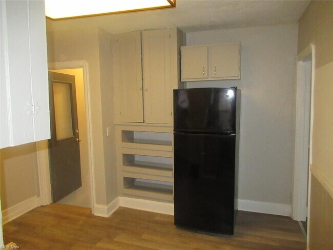 Building Photo - 133 W Jackson St