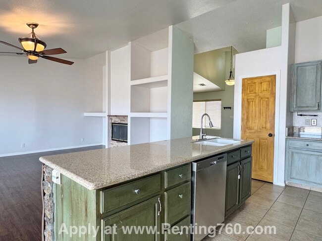 Building Photo - Rare and Spacious 4 Bedroom Indian Cove Home with Solar Panels!