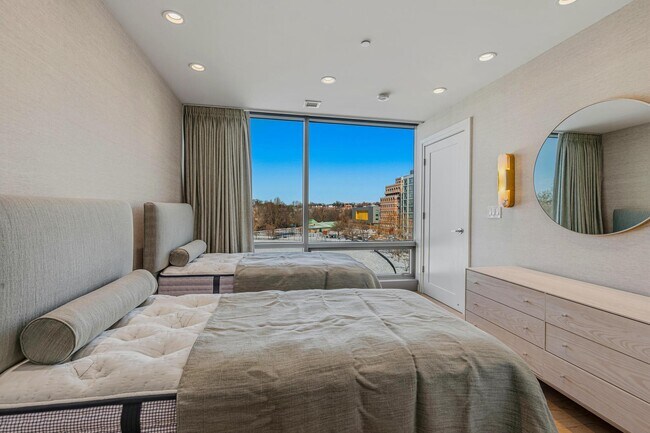 Building Photo - 2501 M St NW