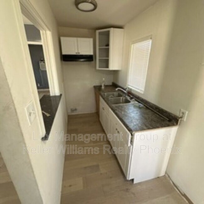 Building Photo - 6731 N 63rd Ave