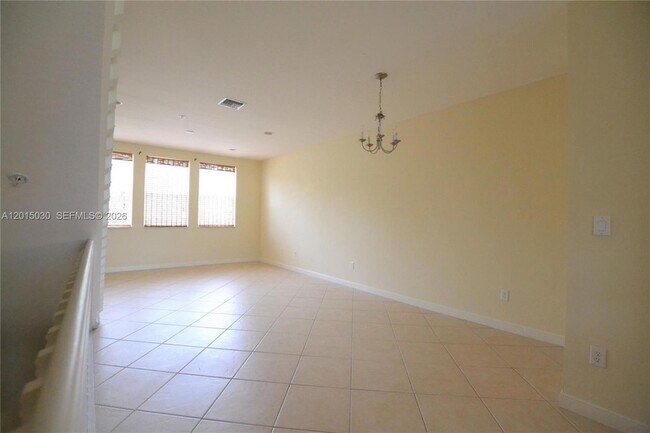 Building Photo - 690 Amador Ln