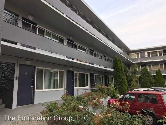 Building Photo - 610 2nd Ave W