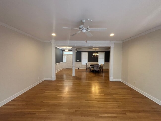 Building Photo - 3 Bed 2 Bath Home on Greenville Loop