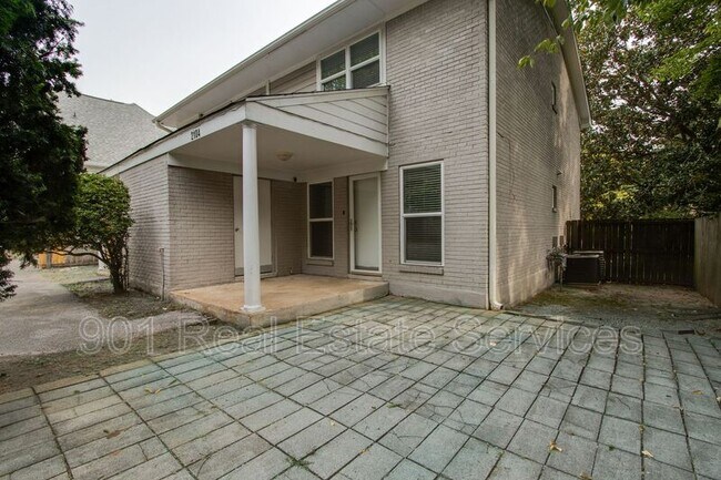Building Photo - 2104 Harbert Ave