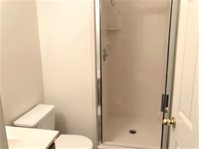 3 Bathrooms - 885 E 350 N