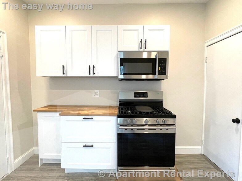 Building Photo - 26 Kenwood St