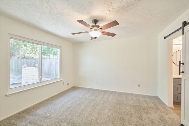 Building Photo - 21510 N Tangle Creek Ln