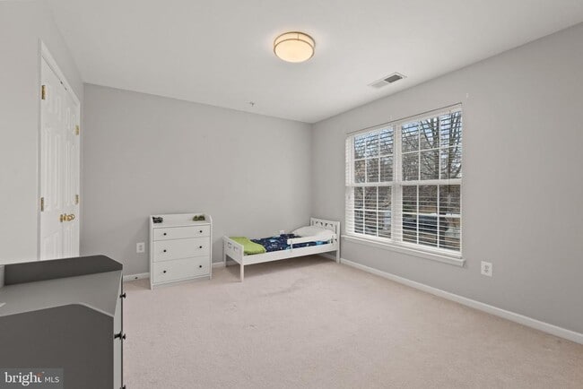 Building Photo - 13102 Ogles Hope Dr