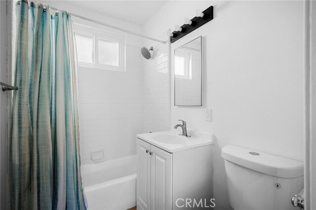 Building Photo - 10230 Silverton Ave