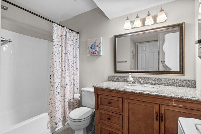 Building Photo - 2535 Great Scott Dr