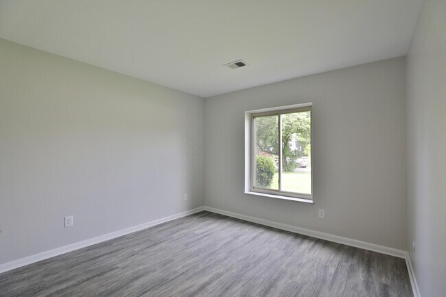 Building Photo - 699 Wetmore Rd