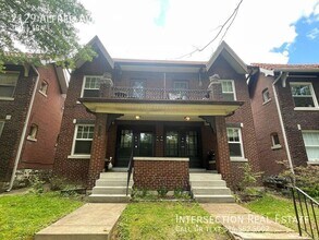 Building Photo - 2129 Alfred Ave