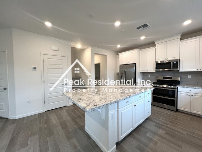 Building Photo - Brand New 3bd/2.5ba Woodland Home with 2 Car Garage