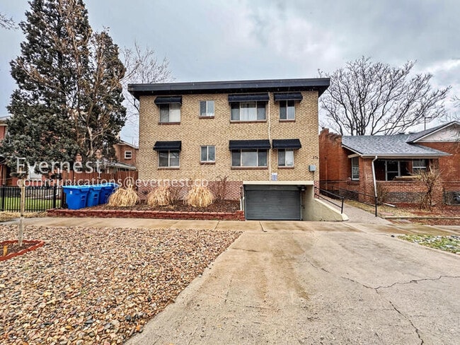 Building Photo - 276 S Sherman St