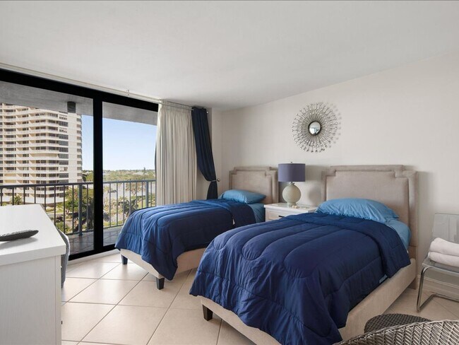 Building Photo - Beachfront South Seas Tower 2-608