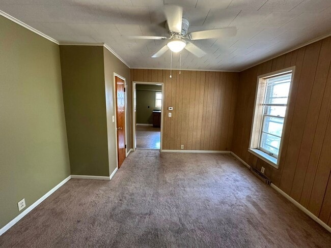 Building Photo - 1701 Broadway