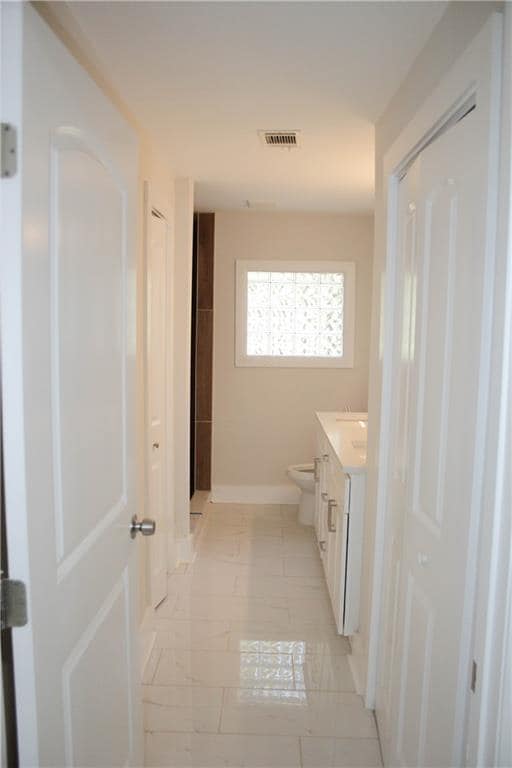 Building Photo - 970 Bates Rd